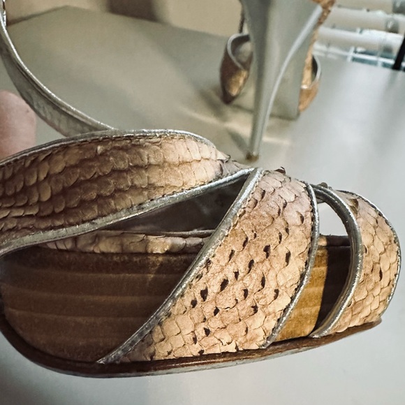 These liquid silver heels are lit! Marciano size 7 platform snake skin sandals. - Picture 6 of 9